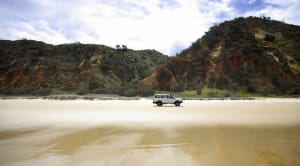 4WD on 75 Mile Beach Fraser Island
